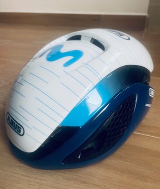 Casco ciclismo aero edición Movistar Team