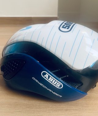 Casco ciclismo aero edición Movistar Team
