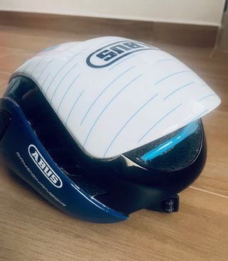 Casco ciclismo aero edición Movistar Team