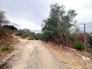 Terreno en venta en Los Arqueros-Puerto del Almendro en Benahavís