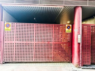 Garaje en venta en La Magdalena en Zaragoza