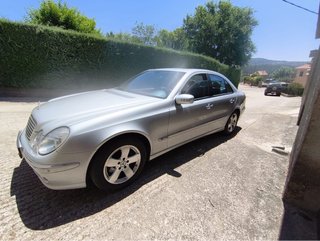 Mercedes-Benz Clase E (W211)