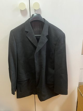 Traje negro Springfield