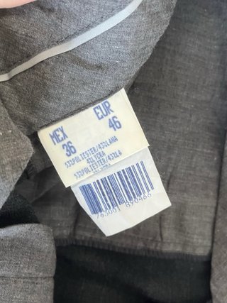 Traje negro Springfield