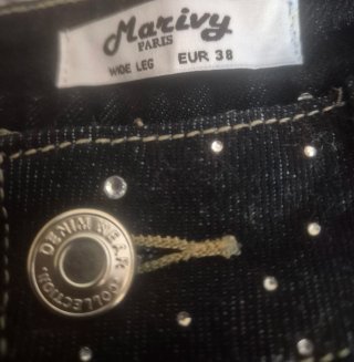 Se venden vaqueros sin extrenar y ropa varia