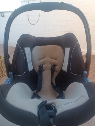 Carrito Concord negro capazo,silla y maxicosi