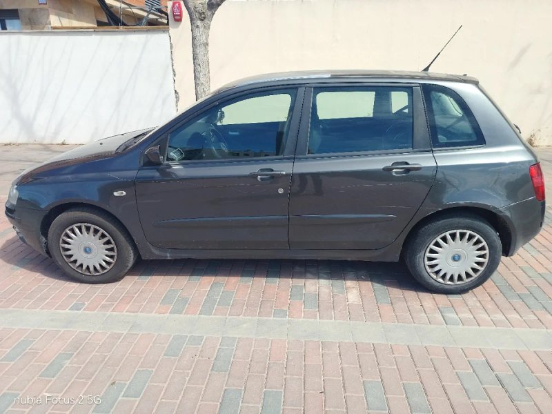 FIAT Stilo 1.9 jtd 120cv - foto 1