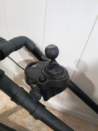 Simulador Logitech G29 con Asiento