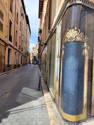 Local comercial en alquiler en Casco Antiguo en Huesca