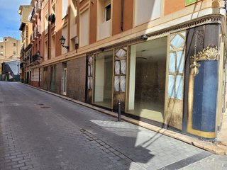Local comercial en alquiler en Casco Antiguo en Huesca