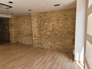 Local comercial en alquiler en Casco Antiguo en Huesca