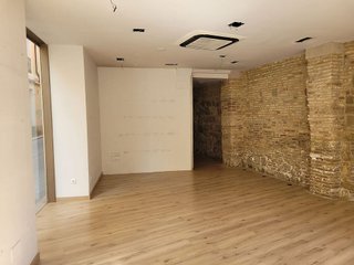Local comercial en alquiler en Casco Antiguo en Huesca