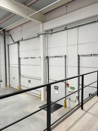 Nave industrial en alquiler en Silla