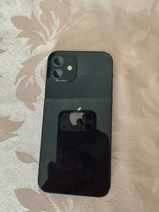 Iphone 12  64 gb  80% bateria