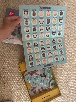 Juego de mesa Apli Kids: Who is Who?