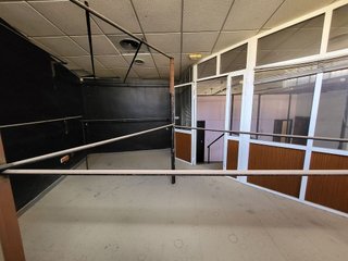 Local comercial en venta en Renfe - Bulevar 1º y 2º Fase en Jaén