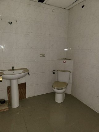 Local comercial en venta en Renfe - Bulevar 1º y 2º Fase en Jaén