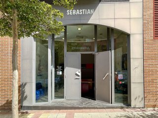 Local comercial en venta en Barañain