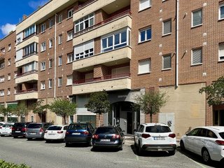 Local comercial en venta en Barañain