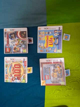 Nintendo 2DS xl negra y verde