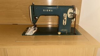 Maquina de coser marca signa del año 1965