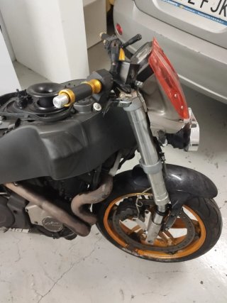 Buell xb12s accidentada
