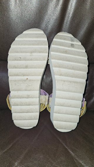 Sandalias Stradivarius Beige y Morado
