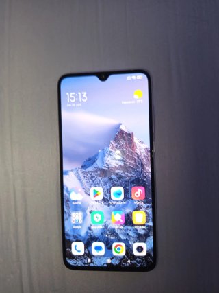 Vendo Xiaomi Mi lite 9 tiene 6 de Ran y tiene 128G
