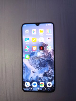 Vendo Xiaomi Mi lite 9 tiene 6 de Ran y tiene 128G