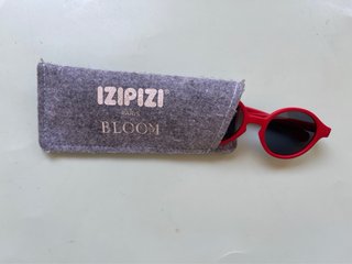 Gafas de niño Izipizi como NUEVAS niñ@. 1- 3 años