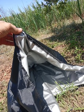 Barbacoa  tipo Weber nueva a estrenar con funda