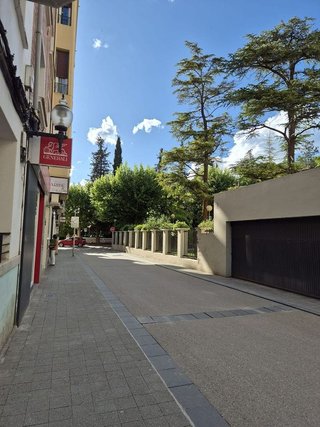 Garaje en alquiler en San Lorenzo en Huesca