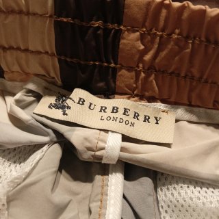 •Pantaloncini mare Burberry•