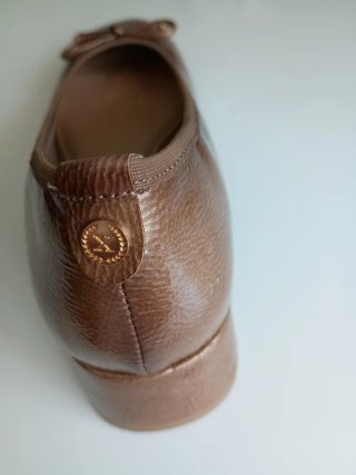 VENDO ZAPATOS MARRON