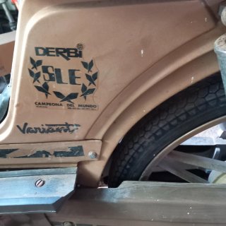 Derbi Variant SLE América dorada