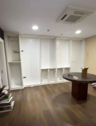Oficina en venta en Somosaguas en Pozuelo de Alarcón