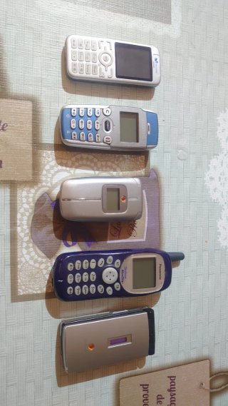 Lote 5 Móviles Vintage Alcatel, Panasonic, Sharp