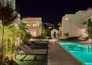 Casa pareada en alquiler en Los Naranjos - Las Brisas en Marbella