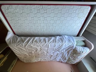 Letto a castello con scrivania