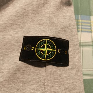 •Pantaloncini Stone Island•
