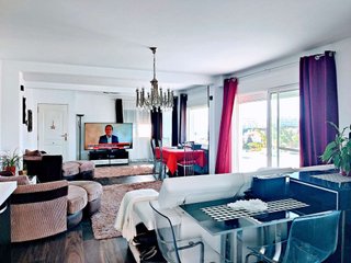 Chalet en venta en Calaburra - Chaparral en Mijas