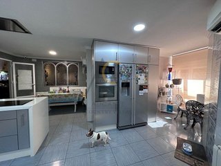 Chalet en venta en Peña de las Águilas en Elche
