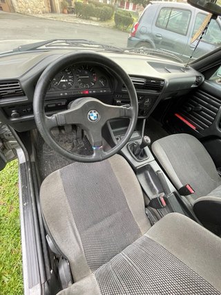 BMW Serie 3 E30