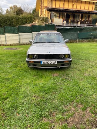 BMW Serie 3 E30