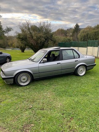 BMW Serie 3 E30