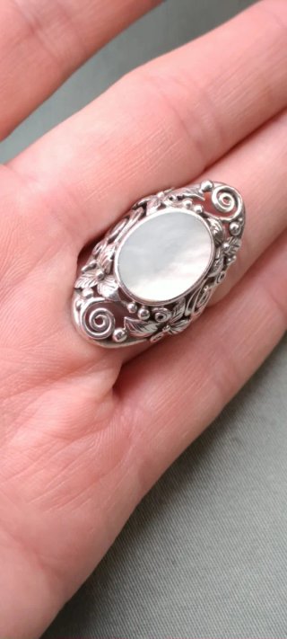 Anello  Argento.925 e madreperla  tg 18