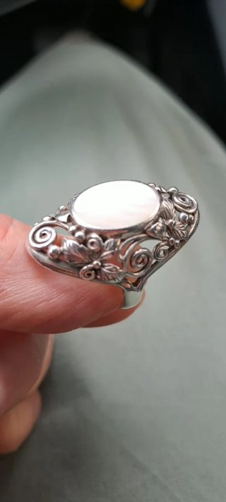 Anello  Argento.925 e madreperla  tg 18