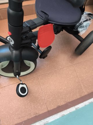 Triciclo / silla de paseo Qplay