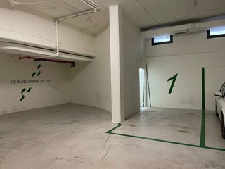 Garaje en alquiler en Gros en San Sebastián-Donostia