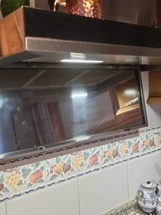 Mampara cocina decorativa. Marca HOOVER. digital